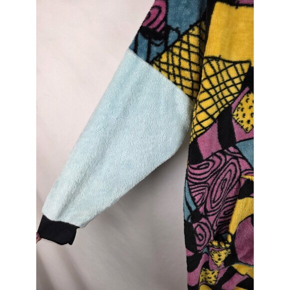 Disney Womens Hoodie Sweatshirt Size Small Nightmare Before Christmas Sally Top - Picture 6 of 13